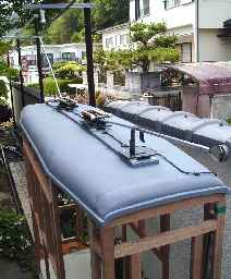 特徴的なポール集電装置のデハ6の屋根