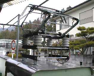 桜谷軽便鉄道初の集電装置となったパンタグラフ